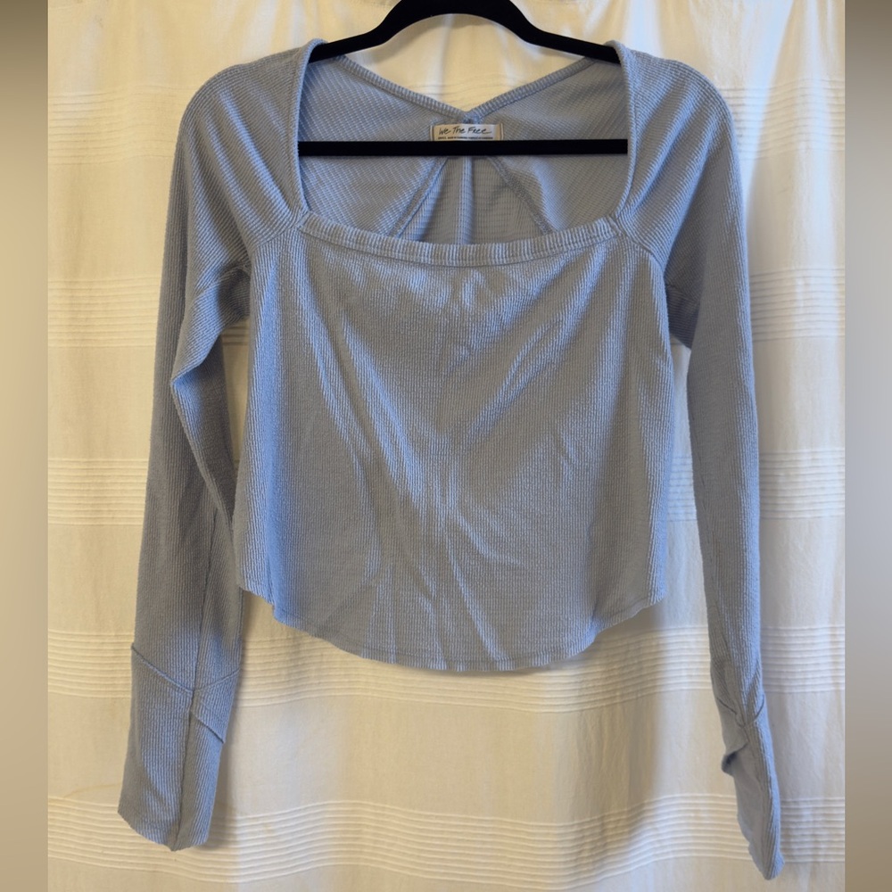 We The Free Free People blue knit long sleeve top